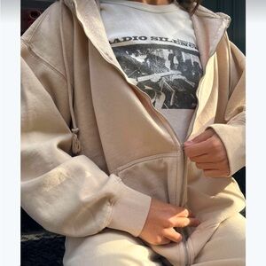 brandy melville chrissy hoodie